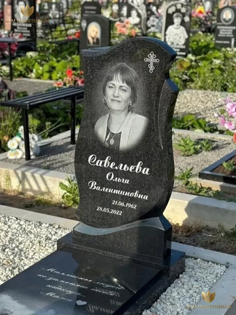 Памятник из гранита Резная волна 10