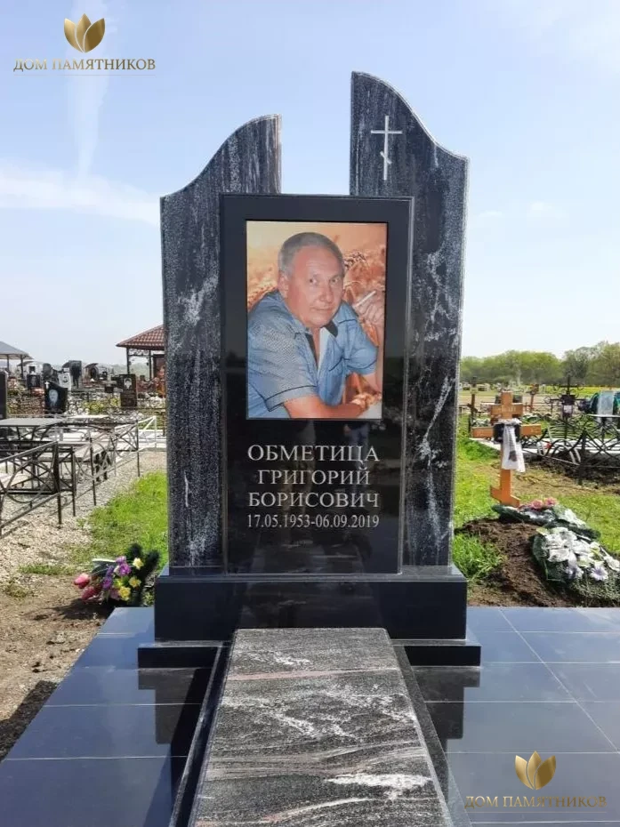 Элитный памятник Триумф 29